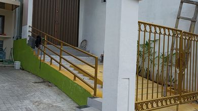 Sewa Ruko Ngantong Cafe 2Lt Cempaka Putih Siap Huni Dekat Letjen Suprapto Strategis Jakpus Jakarta Pusat Kemayoran Dekat Rs Universitas Kampus Kuliner