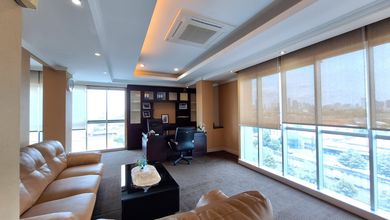 Jual Gedung Kantor Kemayoran 4 Lantai Strategis Jakarta Pusat Full Furnish