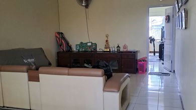 Rumah Siap Huni di Kawasan Pegadungan, Jakarta Barat, LT 100m²