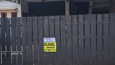 Rumah Mewah di Joglo, Jakarta Barat, 3 Kamar Tidur, LT 390m²