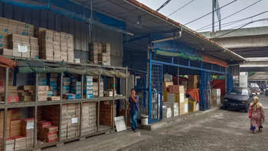 Dijual ruko gandeng 3+gudang di Kalimalang, Bekasi BU !! (harga terjun bebas)