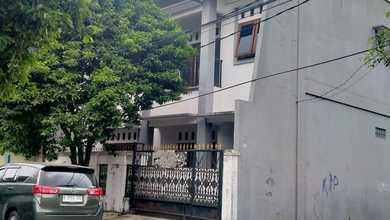 Hunian Mewah di Kayu Putih, Jakarta Timur, 6 KT, LT 200m²