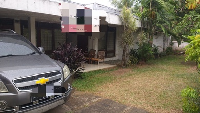 Tanah LT 1220 m2 Kawasan Strategis Menteng Dalam, Dijual Murah