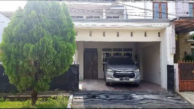 Promo Rumah di Galaxy, Bekasi, LB 240m², Harga 2 Miliar