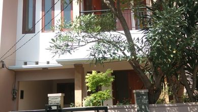 Dijual rumah Eksklusif di Kemang, Jakarta Selatan - LT 185m²