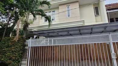 Penawaran Langka, rumah Mewah di Pondok Indah, Jakarta Selatan, LB 400m²