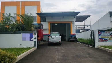 Gudang Jababeka 2 ******** Lt 600 Hgb Tanpa Renov 
