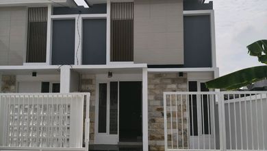 Rumah Dijual di Medokan Ayu, Surabaya, LB 55m², Harga Kompetitif!