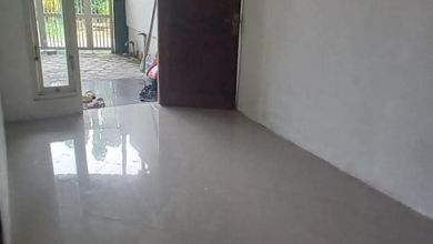 Rumah Dijual di Medokan Ayu, Surabaya, LB 50m², Harga Kompetitif!