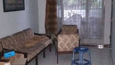 Kesempatan Rumah di Rungkut, Surabaya, LB 120m², Harga 1,5 Miliar