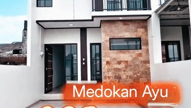 Dijual Rumah Strategis di Medokan Ayu, Surabaya - LT 84m²