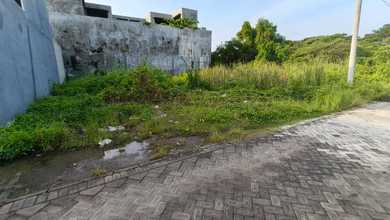 Tanah Luas 468 m2 Area Strategis Gununganyar, Dijual Murah