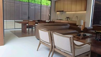 Villa Di Jantung Kota Seminyak Bali