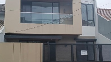 Rumah Area Luxury BSD, Tangerang Selatan - Harga Menarik 2,8 Miliar