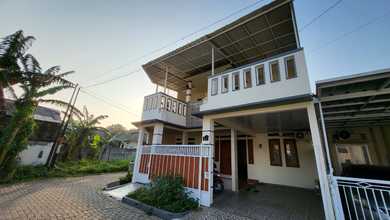 Kesempatan Rumah di Pamulang, Tangerang Selatan, LB 254m², Harga 2,1 Miliar