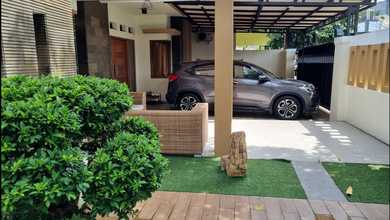 Penawaran Langka, rumah Mewah di Bintaro, Jakarta Selatan, LB 200m²