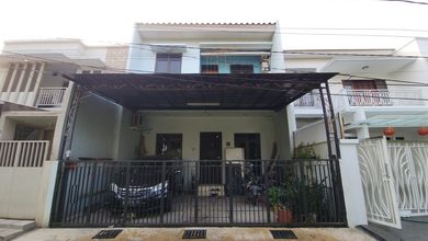 Rumah Mewah di Cawang, Jakarta Timur, 4 Kamar Tidur, LT 113m²