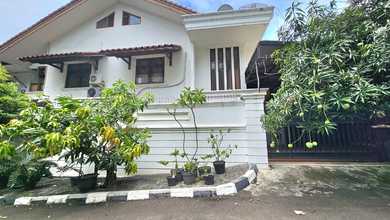 Rumah Elegan di Pulomas, Jakarta Timur, 3 Kamar Tidur, LT 328m²