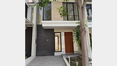 Jual Rumah Strategis di Citraland, Surabaya - LT 55m²
