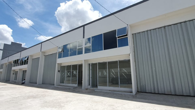 Disewakan Gudang Bagus Siap Pakai Tangerang 1800m2 SHM 