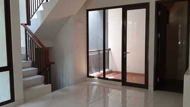Rumah Favorit di BSD Green Wich, Tangerang, 3 KT, Harga 1,55 Miliar