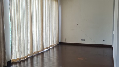 Disewakan Rumah Murah di BSD De Park, Tangerang, LT 495m²