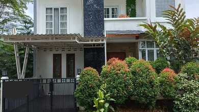 Rumah Area Luxury Cibubur, Depok - Harga Menarik 3,5 Miliar