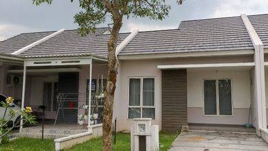 Disewakan Cepat Rumah Bagus dengan Lahan Luas 102 m2 Kawasan Suvarna Sutera