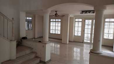 Hunian Mewah di Lippo Karawaci, Tangerang, 3 Kamar Tidur, LT 288m²