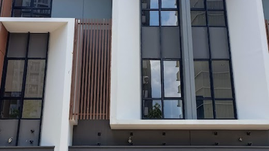 Ruko Akasa 3 lantai hadap timur hadap jalan raya BSD