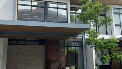 Hunian Elite di Kawasan Lippo Karawaci, Tangerang, LB 184m², Harga 3,85 Miliar