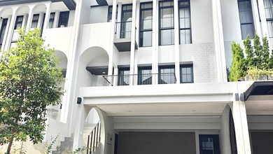 Rumah Elite di Kawasan BSD Green Wich, Tangerang, LB 171m², Harga 3,1 Miliar