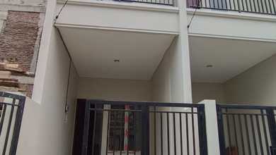 Jual Rumah Strategis di Duri Kepa, Jakarta Barat - LT 39m²