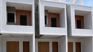 Rumah Siap Pakai di Kawasan Duri Kepa, Jakarta Barat, LT 77m²