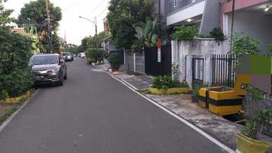 Hunian Elegan di Kampung Ambon, Jakarta Timur, 3 Kamar Tidur, LT 170m²