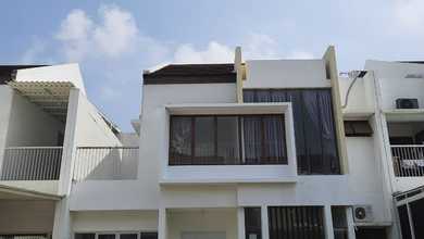 Rumah Area Luxury Jakarta Garden City, Jakarta Timur - Harga Terbaik 3 Miliar