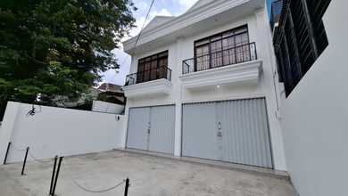 Ruko Gandeng Bangunan Baru,siap Pakai,bebas Banjir,ramai Cocok Untuk Usaha Di Malaka Jaya,duren Sawit,jakarta Timur 