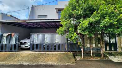 Rumah Dijual di Rorotan, Jakarta Utara, LB 215m², Harga Kompetitif!