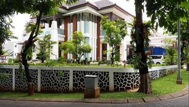 Rumah Area Luxury Jagakarsa, Jakarta Selatan - Harga Menarik 9 Miliar