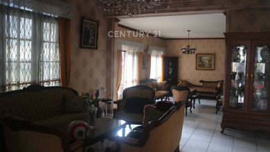 Rumah Mewah di Pancoran, Jakarta Selatan, 4 Kamar Tidur, LT 159m²