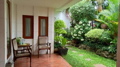 Rumah Elegan di Bangka, Jakarta Selatan, 3 KT, LT 323m²