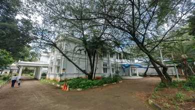 Dijual Tanah Eksklusif di Mampang Prapatan, Jakarta Selatan, LT 9915m²