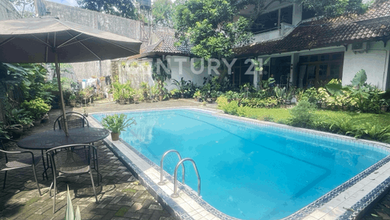 Rumah Prestisius di Kawasan Pejaten, Jakarta Selatan, LB 450m², Harga 26 Miliar