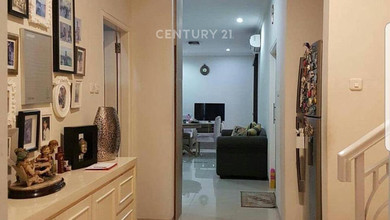 Hunian Elegan di Jagakarsa, Jakarta Selatan, 3 Kamar Tidur, LT 213m²