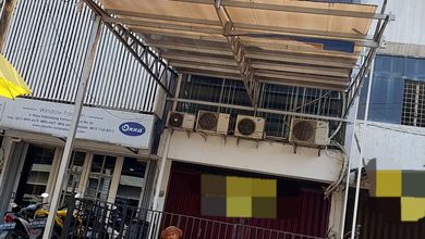Disewkan Ruko Komersil Jalan Raya Kalimalang 3,5 Lantai , Cocok Untuk Kantor Dekat Akses Tol 