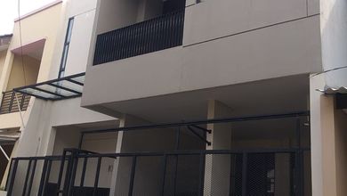 Rumah Area Luxury Rawamangun, Jakarta Timur - Harga Menarik 3,99 Miliar