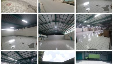 Disewakan Gudang 1 Lantai  
Lokasi : Jl. Raya Bogor Jakarta 
Nanggewer Bogor 

✓Kelebihan....!!
• Kontainer 40 Feet Masuk
• Wings Box masuk
• Truk/ Engkel masuk
• Bus Masuk 

SPECK BANGUNAN :
• Luas Tanah -+4.000 M²
• Luas Bangunan -+1.500 M² s/d 3.000 M²