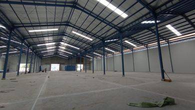 DIJUAL/DISEWAKAN PABRIK
Lokasi : Jl.Raya Narogong Km.28 Kec.Klapanunggal ( Dalam Kawasan Industry Strategis )
• Luas Tanah -+6.000 M²
• Luas Bangunan : -+3.900 M²