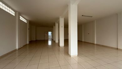 Disewakan Ruko Gandeng (2 Ruko Jd 1)bungur - Jakarta Pusat