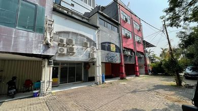 Sewa Ruko 3 Lantai  Murah 
Ancol, Jakarta Utara, Akses Kendaraan Mobil Besar 